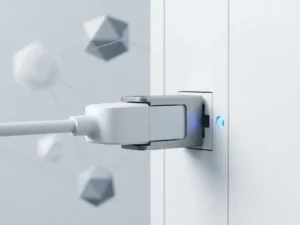 Modulaire kabelconnector die vastklikt op een wit serverpaneel, omgeven door geometrische vormen in staalgrijs met een elektrisch blauwe accent.